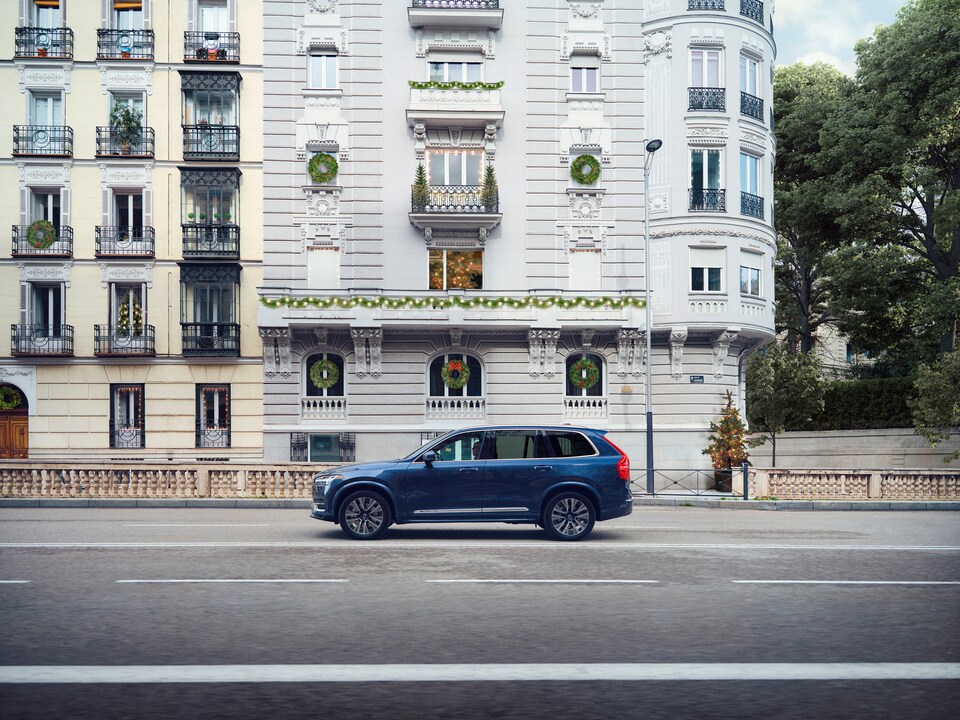 2023 Volvo XC90 Recharge Plug-In Hybrid