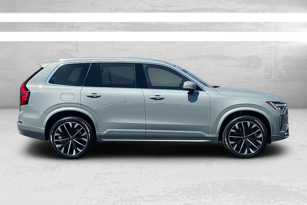 Certified 2025 Volvo XC90 plug-in hybrid T8 (2025.5) Plus 7-Seater SUV