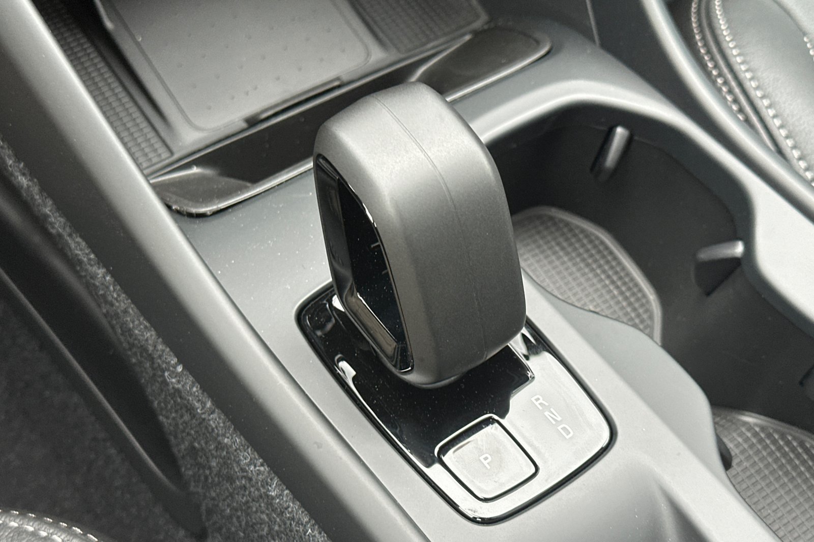 2026 Volvo XC40 Core - Photo 22