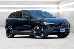 2025 Volvo EX30 SUV V22203