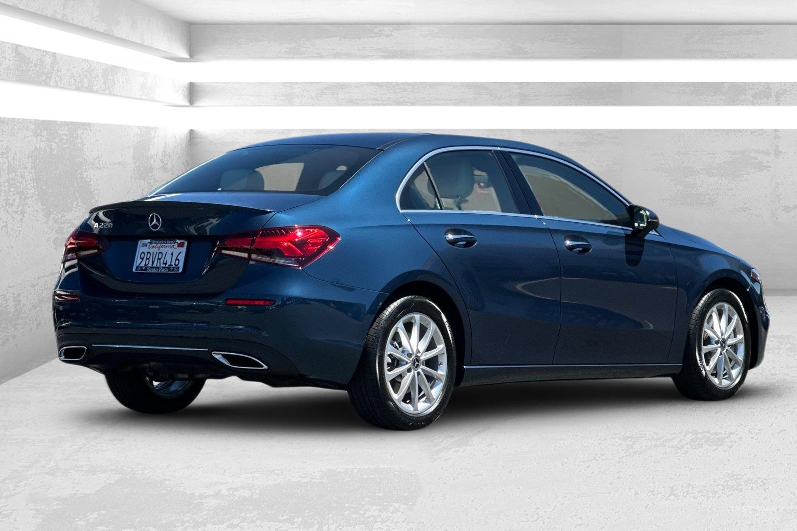 2022 Mercedes Benz A 220 photo 3