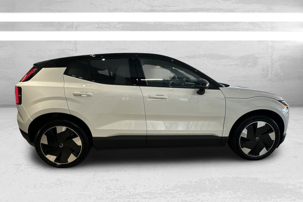 New 2026 Volvo EX30 Twin Motor Plus SUV
