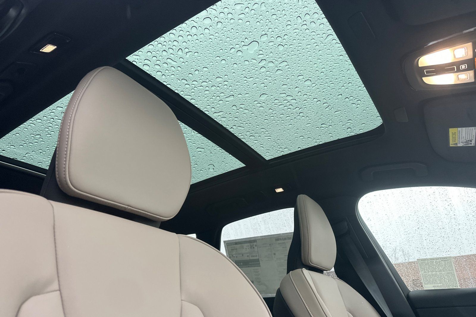 2026 Volvo XC60 Plus - Photo 15