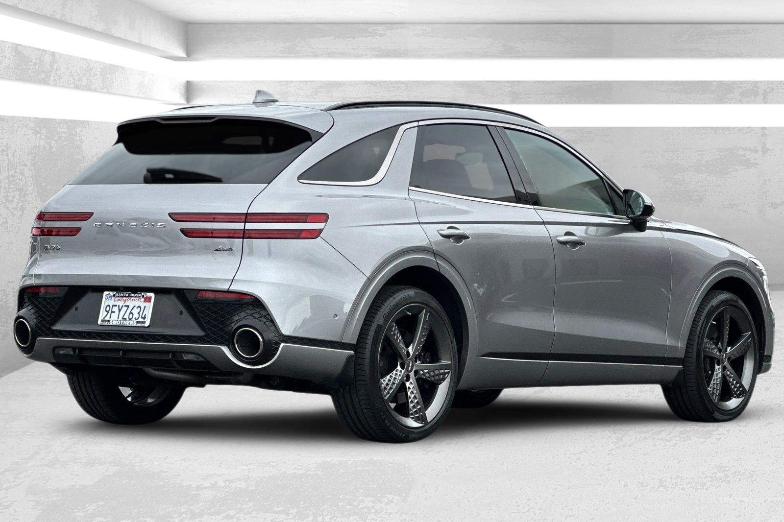 2023 Genesis GV70 2.5T photo 2