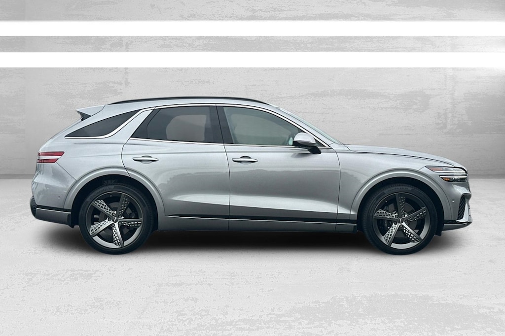 Used 2023 Genesis GV70 2.5T SUV