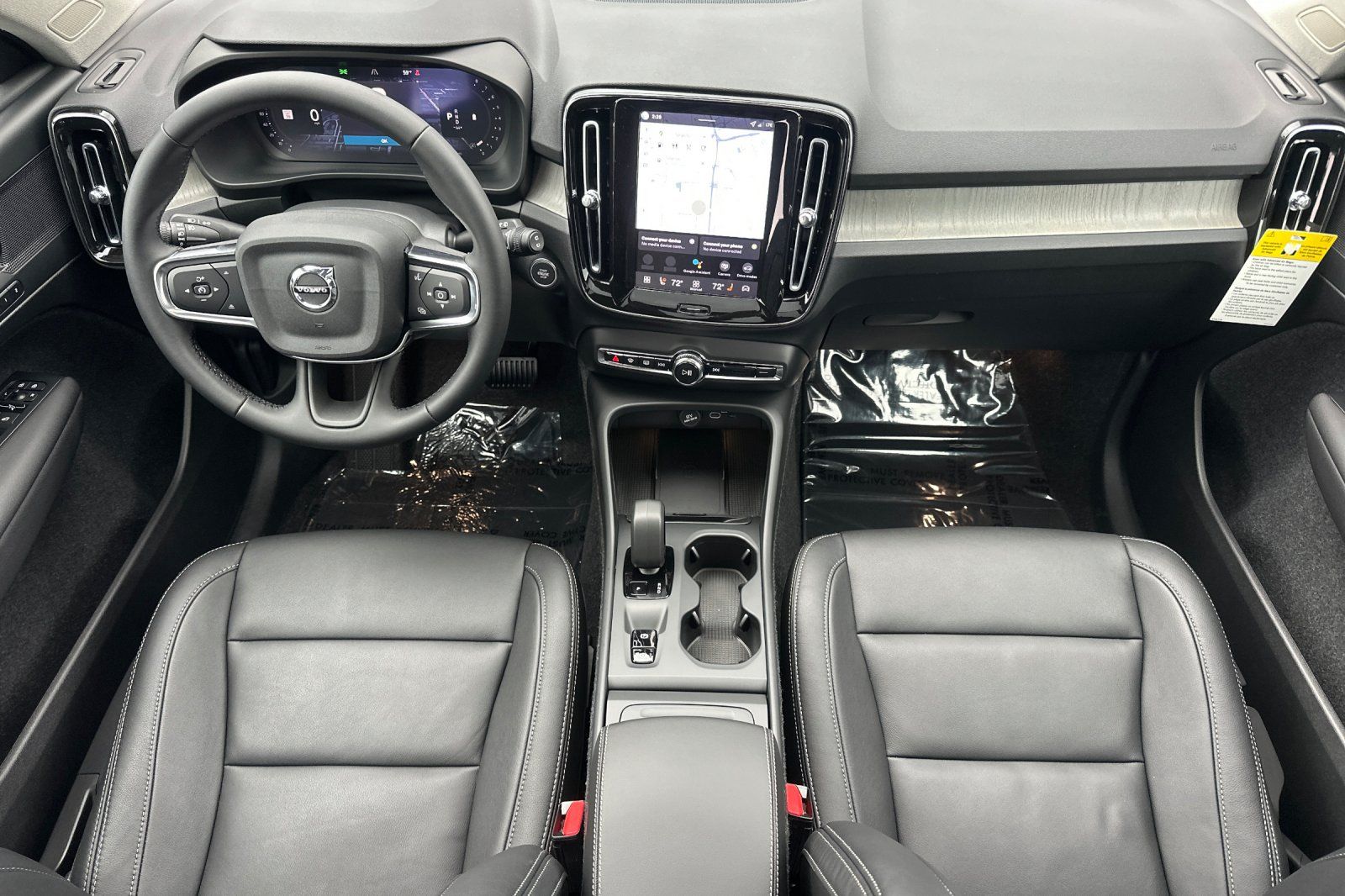 2026 Volvo XC40 Core - Photo 12