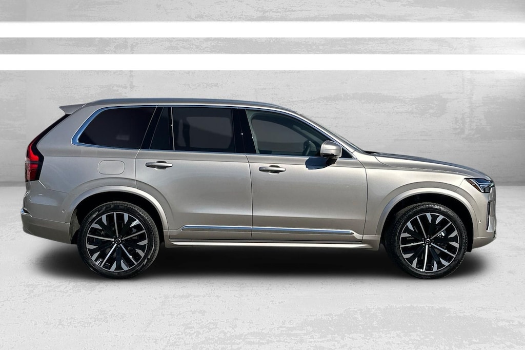 New 2026 Volvo XC90 plug-in hybrid T8 Plus 7-Seater SUV
