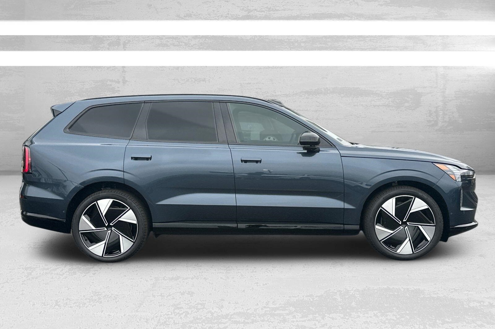 2025 Volvo EX90 Twin Motor Ultra photo 3