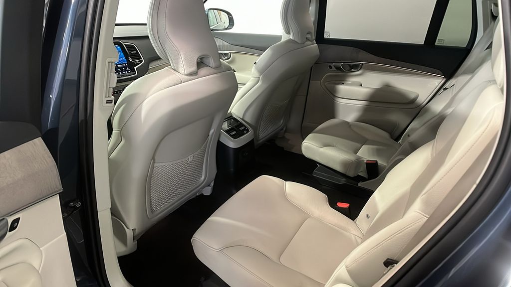 2024 Volvo XC90 Plus - Photo 13