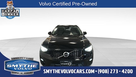 Pre-Owned 2023 Volvo XC40 B5 Plus Dark Theme SUV 42125 for Sale in Summit, NJ