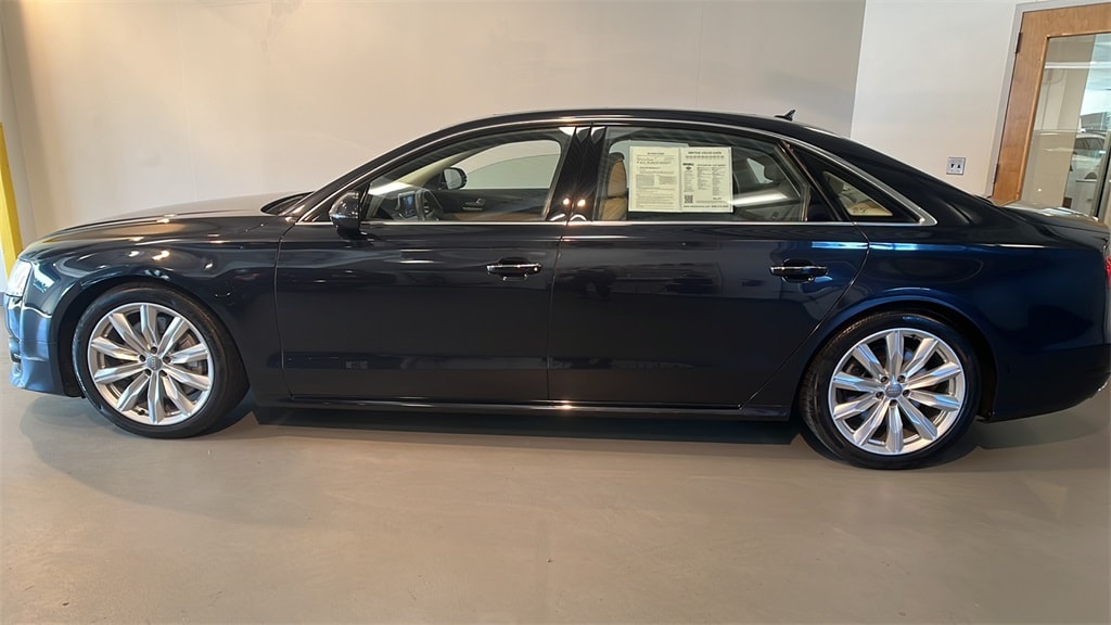 Used 2018 Audi A8 Base with VIN WAU44AFD3JN000484 for sale in Summit, NJ