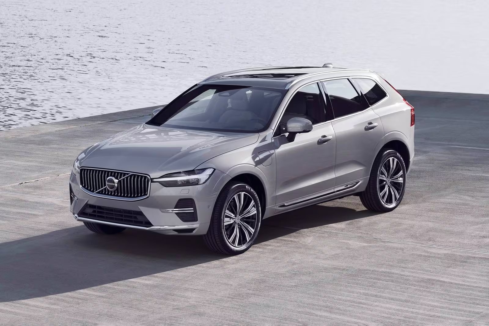The Next Generation SUV A Look at the 2024 Volvo XC60