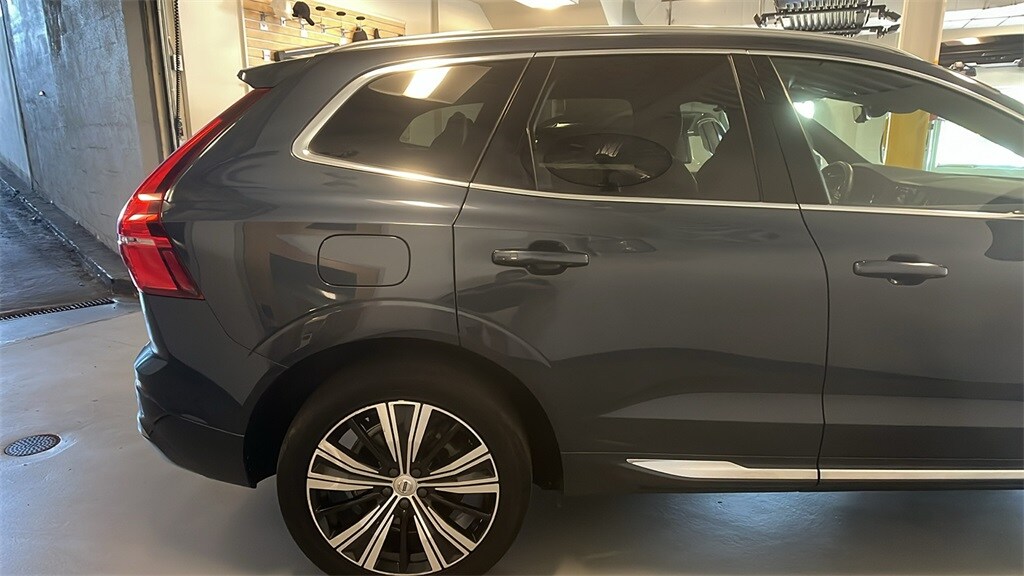 2022 Volvo XC60 Inscription photo 4