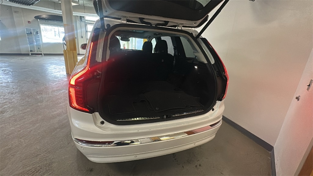 Certified 2025 Volvo XC90 B6 Plus 7-Seater SUV