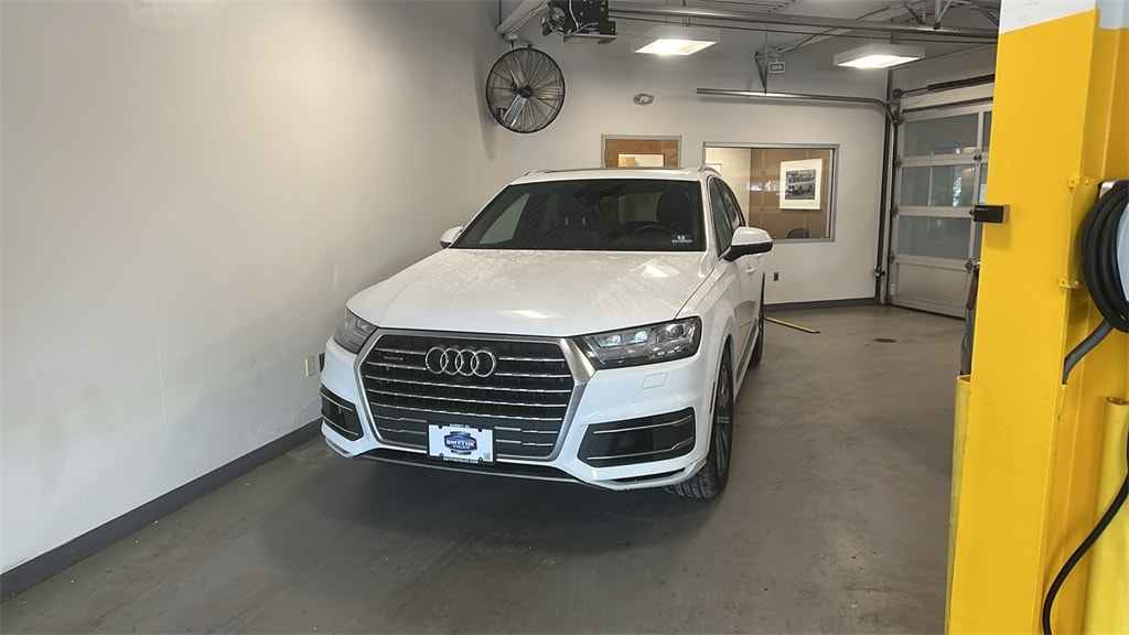 2017 Audi Q7 Prestige's photo