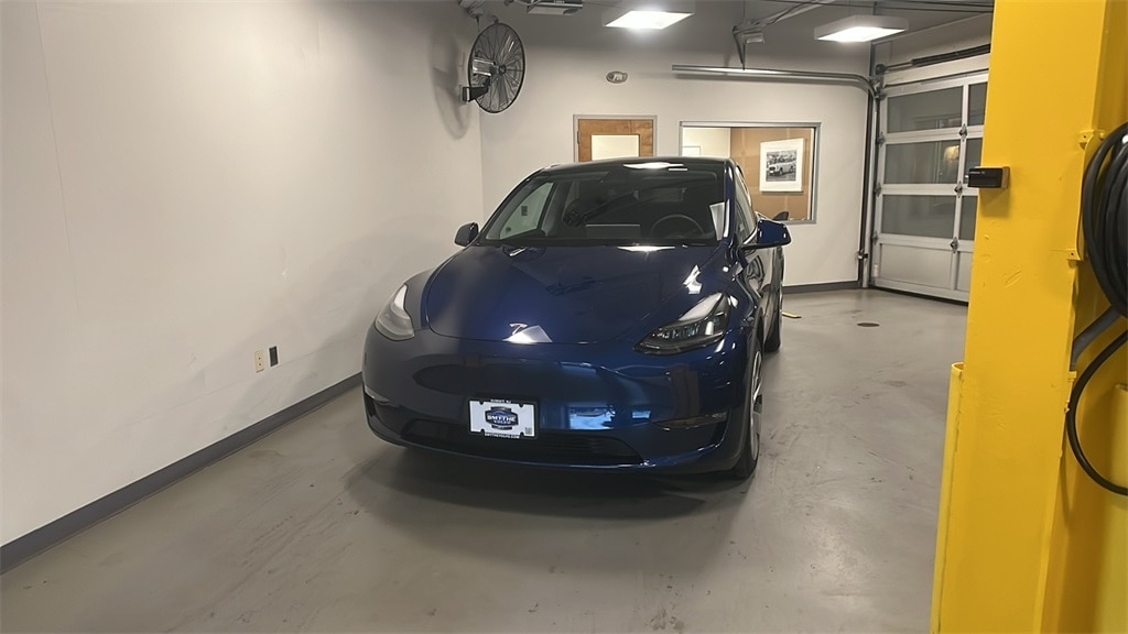 2023 Tesla Model Y Long Range's photo