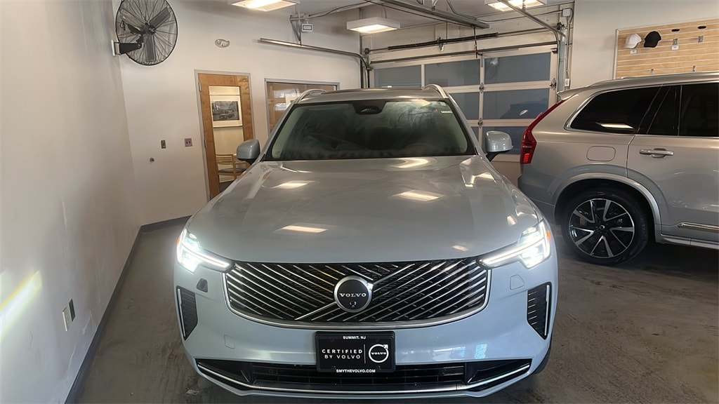 Certified 2025 Volvo XC90 B5 Plus SUV