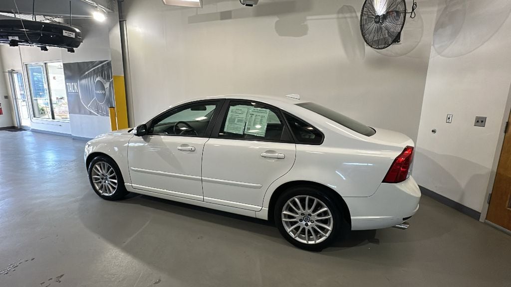 Used 2011 Volvo S40 T5 with VIN YV1672MS5B2535470 for sale in Summit, NJ