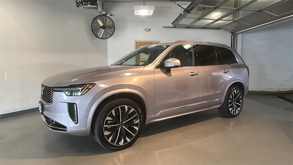 New 2026 Volvo XC90 B5 Plus 7-Seater SUV