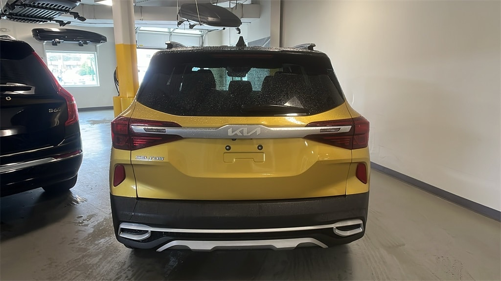 Used 2022 Kia Seltos SX SUV
