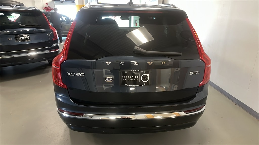 Certified 2025 Volvo XC90 B5 Core SUV