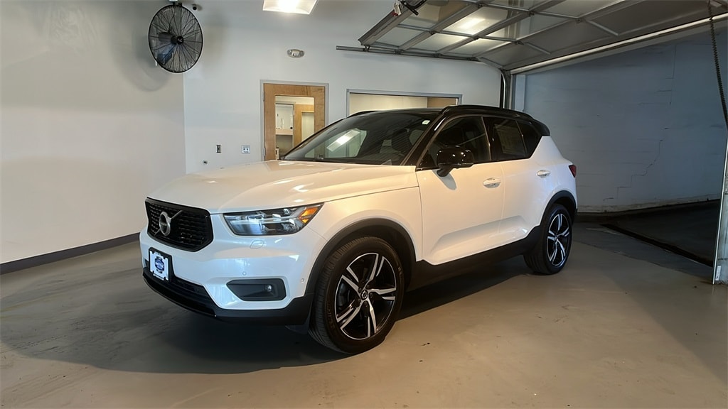 2019 Volvo XC40 R-Design