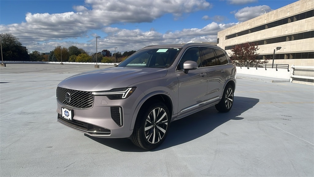 New 2026 Volvo XC90 B5 Core SUV