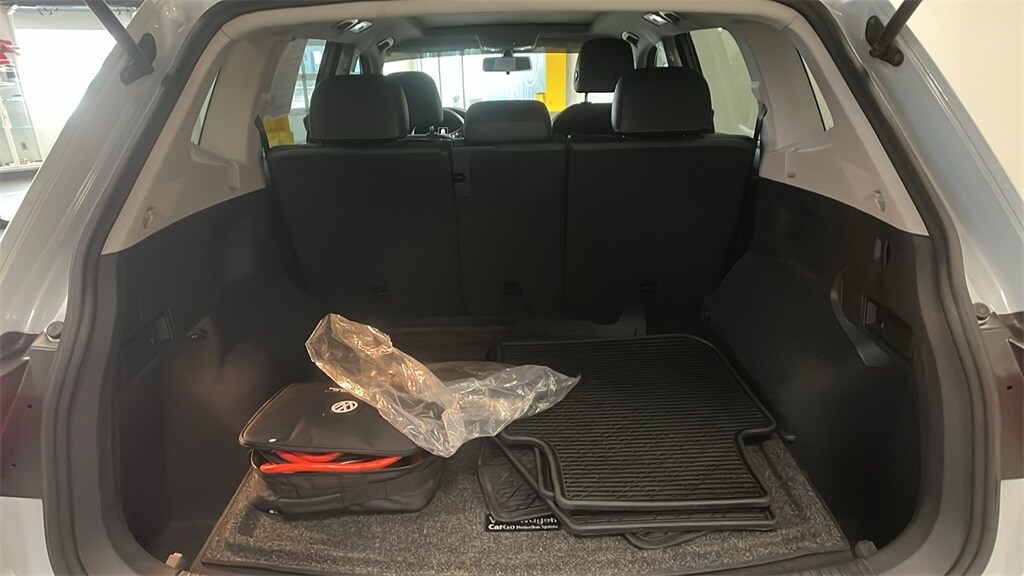 Used 2018 Volkswagen Tiguan 2.0T SE SUV