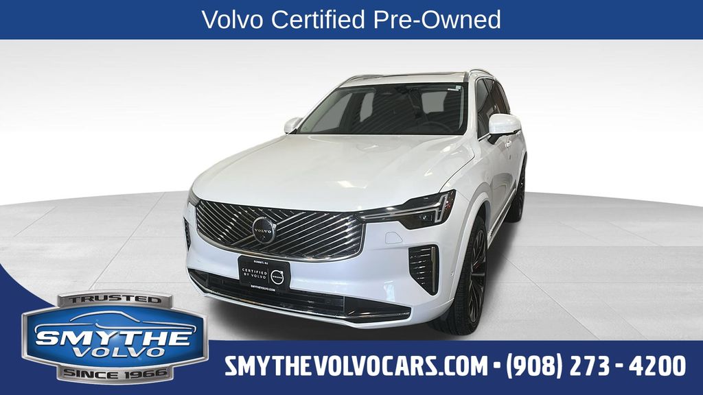 2025 Volvo XC90 B6 Plus Bright 7-Seater 4WD's photo