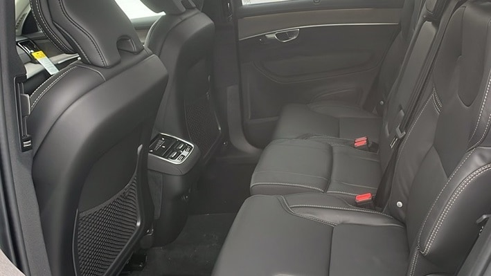 2026 Volvo XC90 Ultra - Photo 10