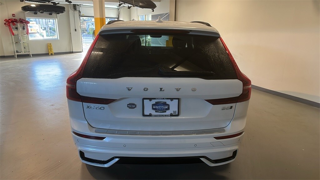 New 2026 Volvo XC60 B5 Plus SUV