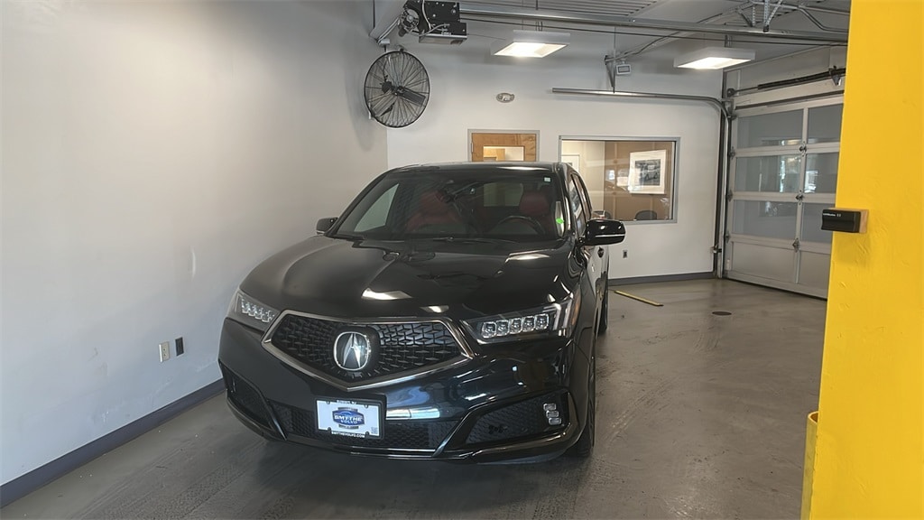 2020 Acura MDX Technology & A-Spec Package's photo