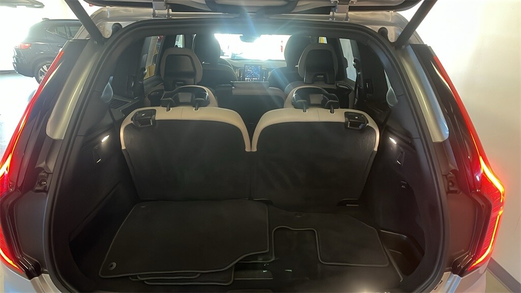 2025 Volvo XC90 Plus photo 4
