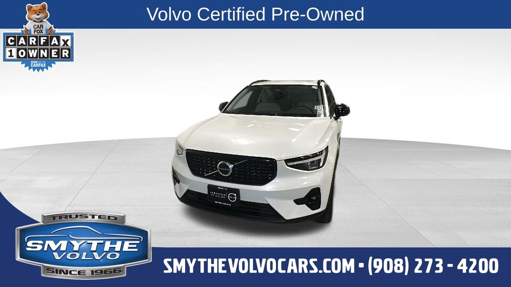 2023 Volvo XC40