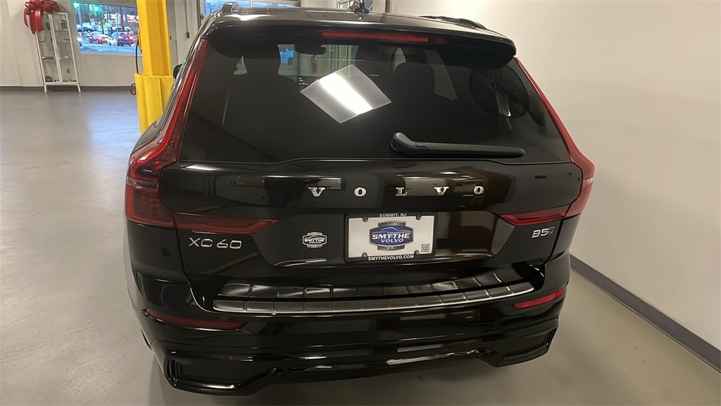 New 2026 Volvo XC60 B5 Plus SUV