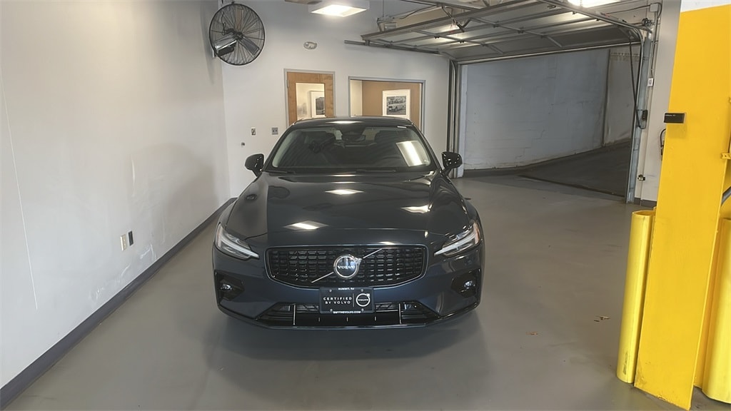 Certified 2025 Volvo S60 B5 Core Sedan