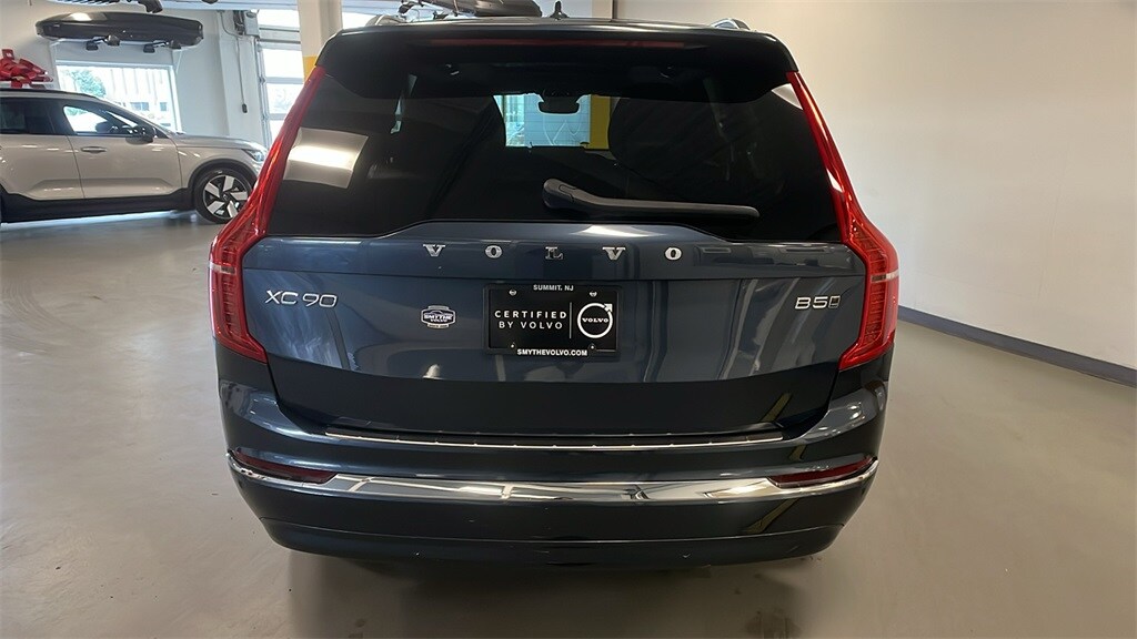 2024 Volvo XC90 B5 Plus photo 3