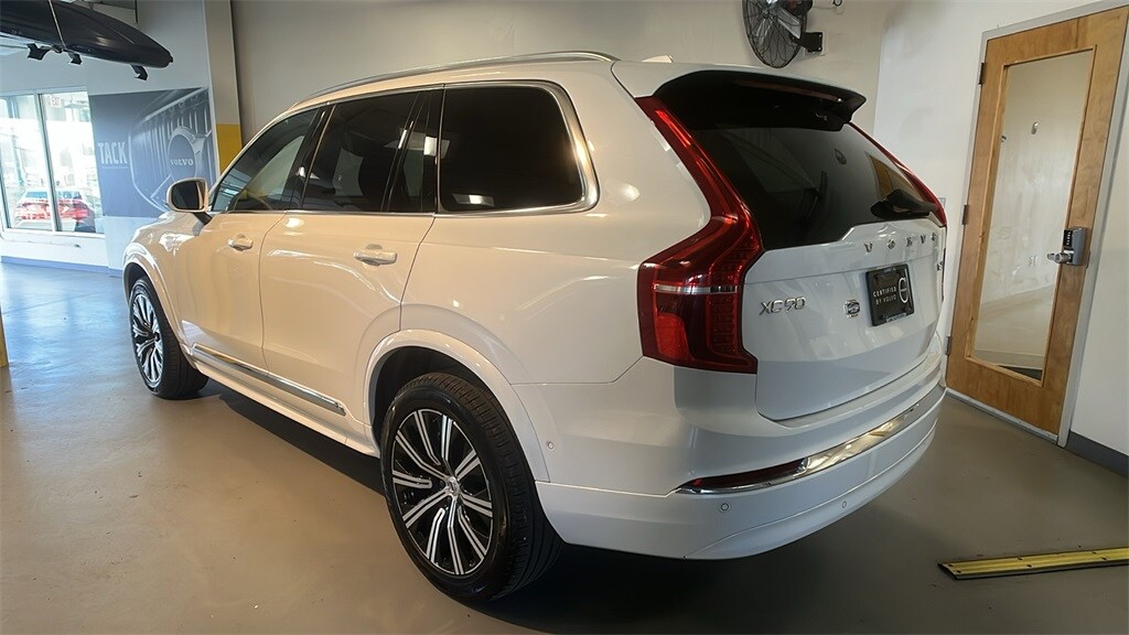 2025 Volvo XC90 Plus photo 2