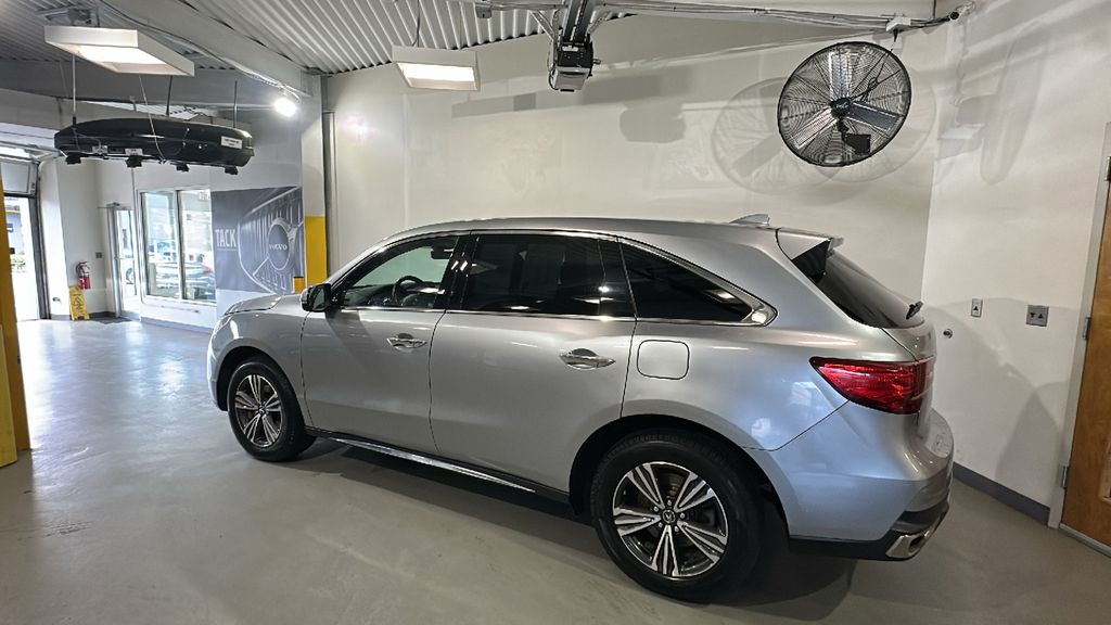 Used 2018 Acura MDX Base with VIN 5J8YD4H32JL017896 for sale in Summit, NJ