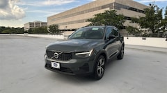 2026 Volvo XC40 B5 Core AWD SUV