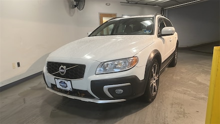 Pre-Owned 2015 Volvo XC70 T6 Premier Plus Wagon 251689B for Sale in Summit, NJ