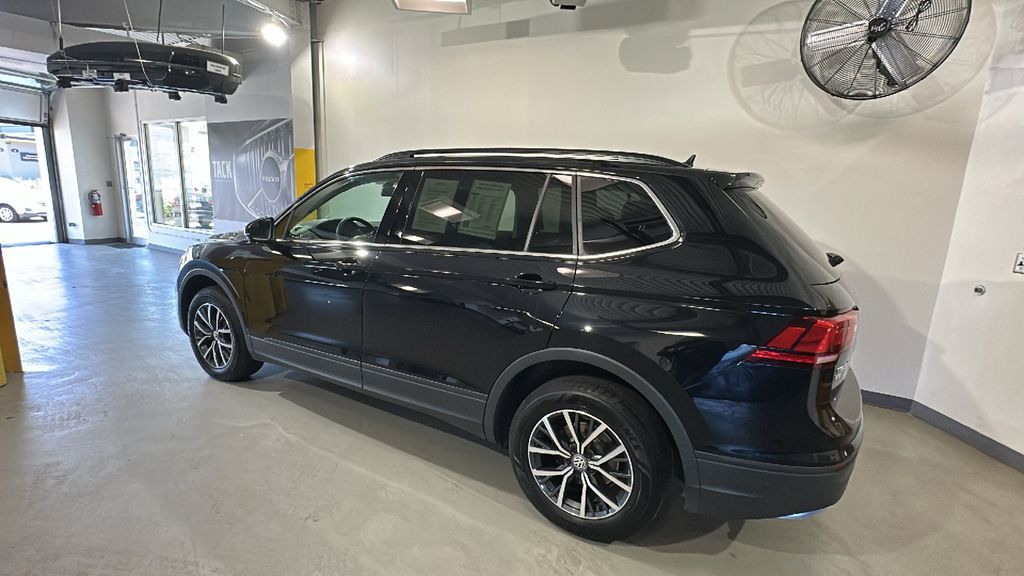 Used 2019 Volkswagen Tiguan SE with VIN 3VV2B7AX7KM162619 for sale in Summit, NJ