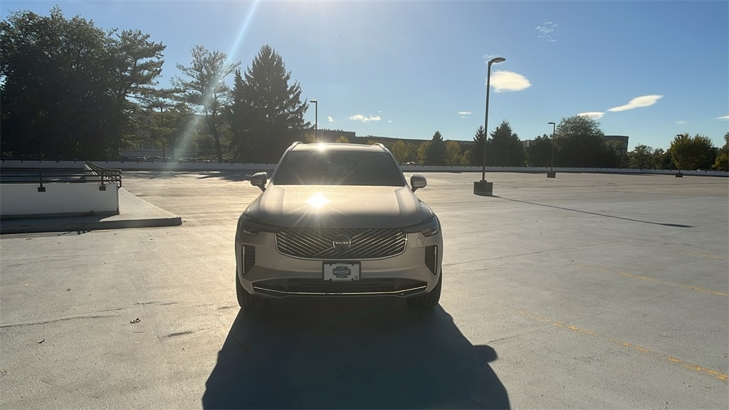 New 2026 Volvo XC90 B5 Plus 6-Seater SUV