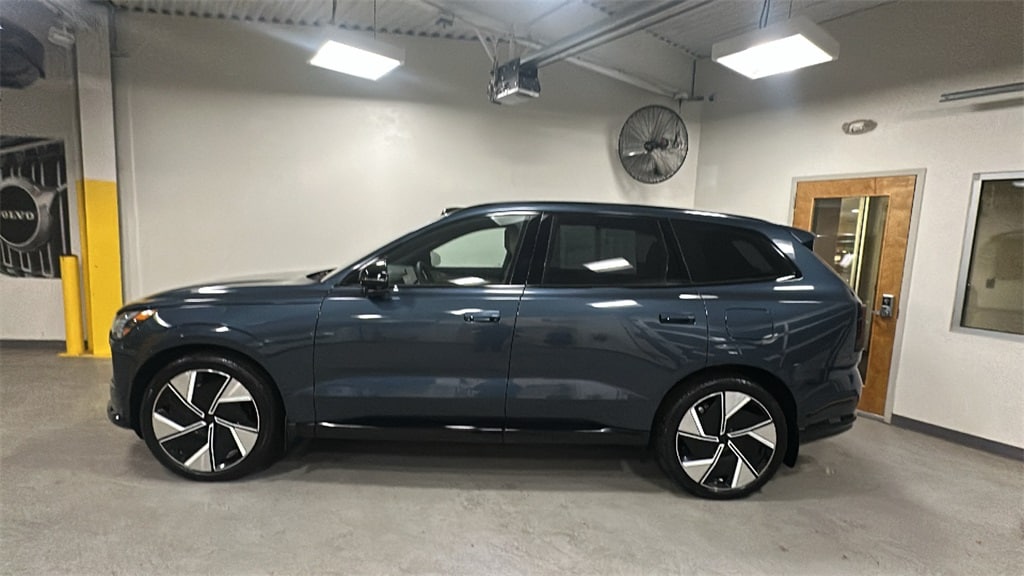 Certified 2025 Volvo EX90 Ultra with VIN 7JDEV3VL5SG014649 for sale in Summit, NJ