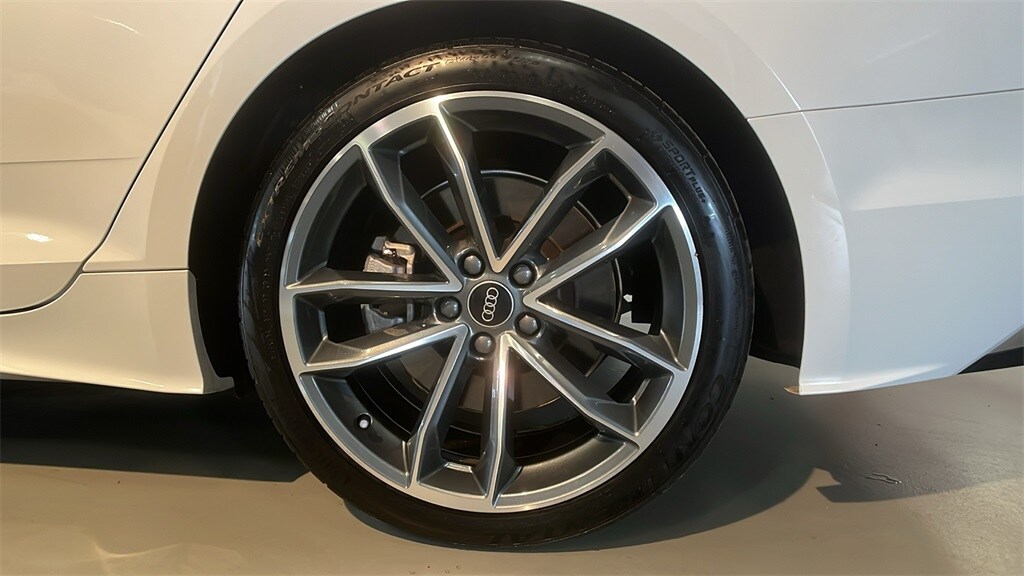 2024 Audi A5 45 S line Premium photo 3