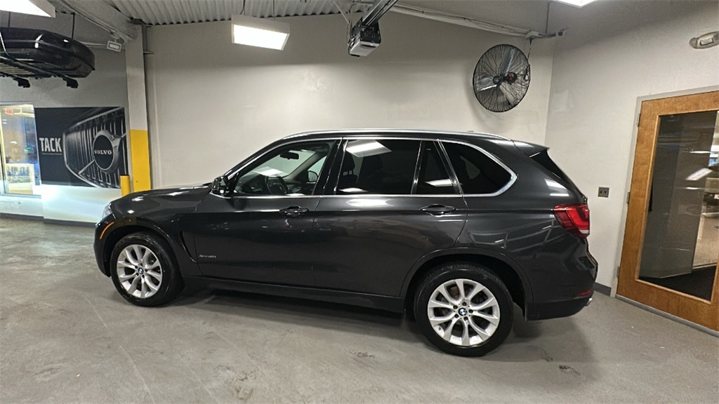 Used 2014 BMW X5 xDrive35i with VIN 5UXKR0C53E0H23338 for sale in Summit, NJ