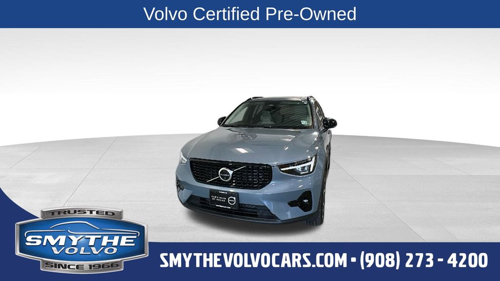 2023 Volvo XC40