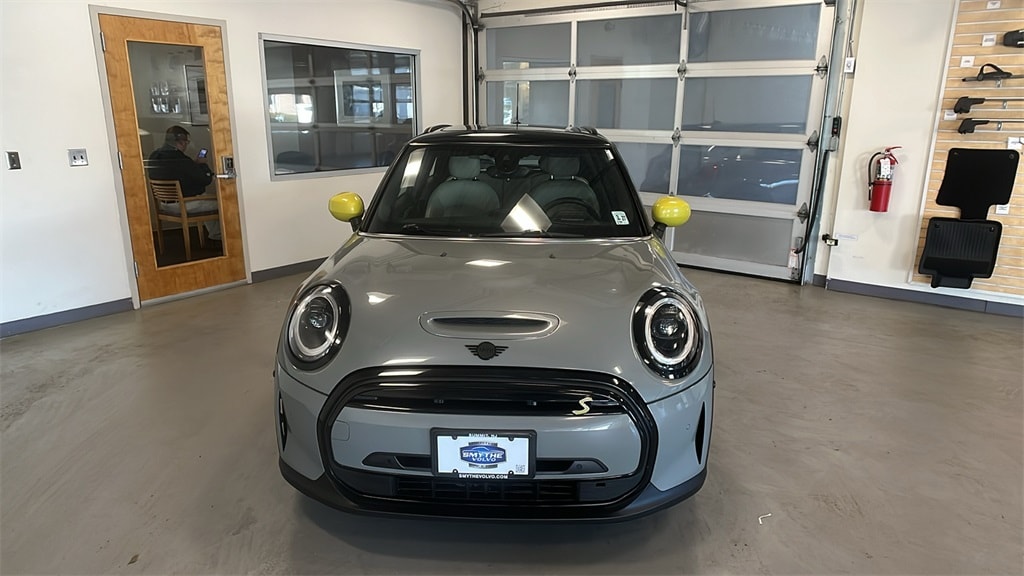 Used 2022 MINI Cooper SE Electric Iconic Hatchback