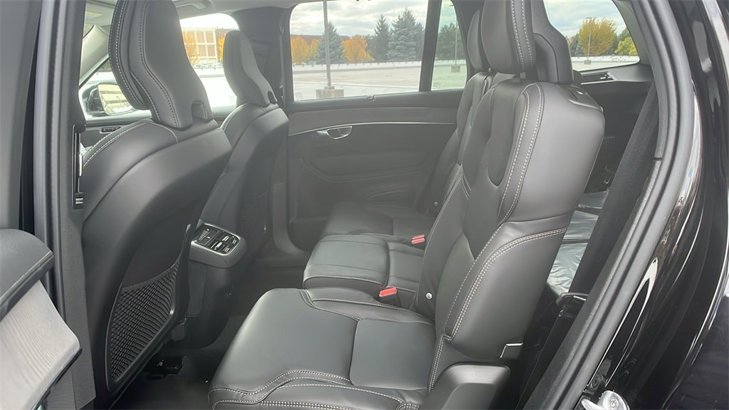 2026 Volvo XC90 Ultra - Photo 10