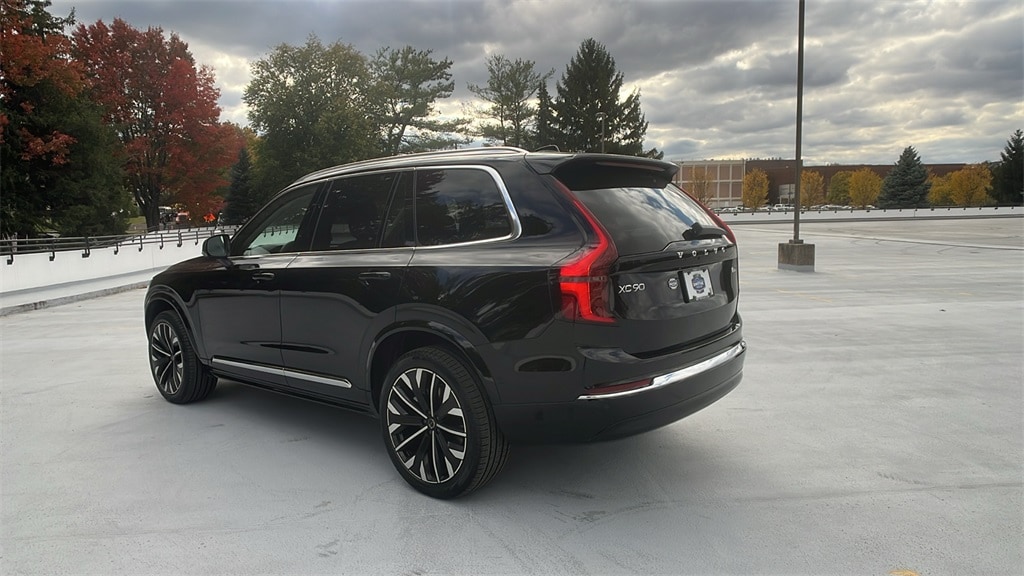 2026 Volvo XC90 Ultra - Photo 3